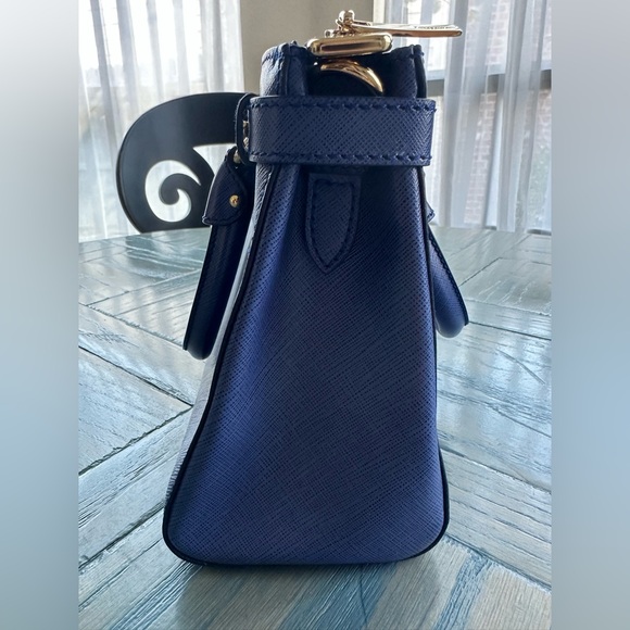 Salvatore Ferragamo Medium Blue Batik Leather Tote - Picture 4 of 16